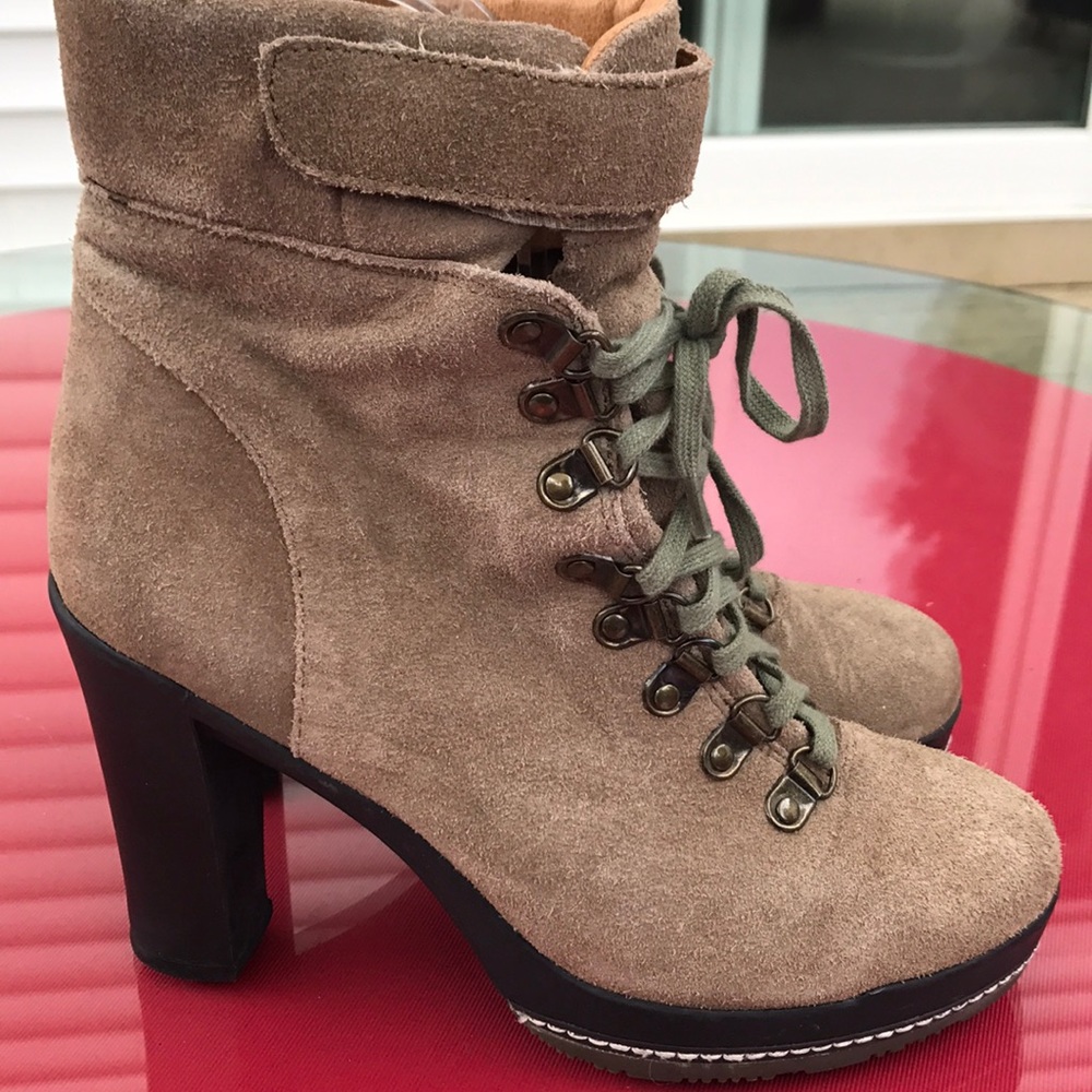 Kelsi Dagger rane tan suede boots excellent - Picture 1 of 8